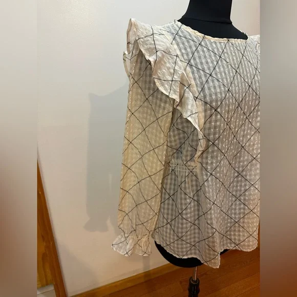 LOFT White Plaid Ruffle Sleeve Blouse Size M in excellent condition - Picture 7 of 16